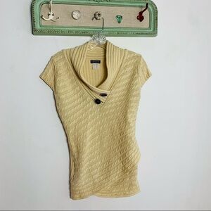 Venus cable knit oatmeal cream cross over sweater small women’s